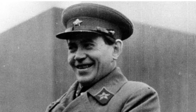 Was Hitler a homosexual or is this part of USSR propaganda? Was Hitler a homosexual or is this part of USSR propaganda?