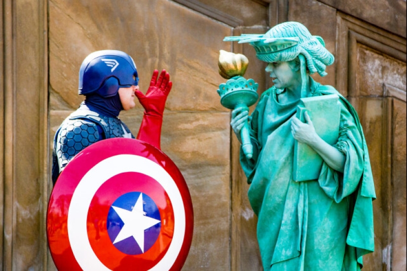 "We shoot to make people ask questions": a selection of photos desperately demanding explanations