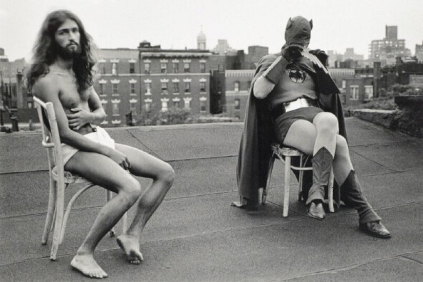 "We shoot to make people ask questions": a selection of photos desperately demanding explanations