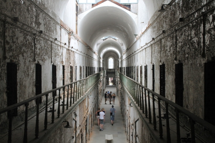 What 9 Real Places from Dystopian Movies Look Like