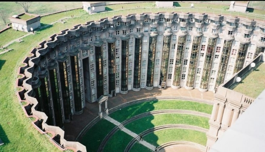 What 9 Real Places from Dystopian Movies Look Like