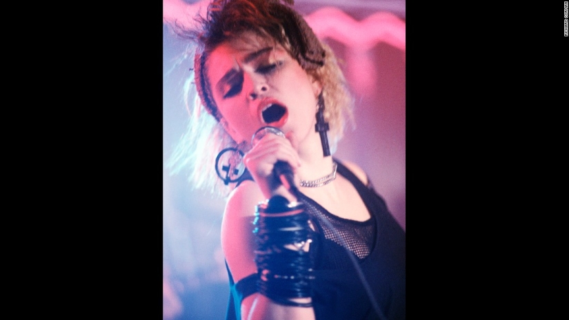 What did Madonna look like when only the neighborhood kids knew her What did Madonna look like when only the neighborhood kids knew her