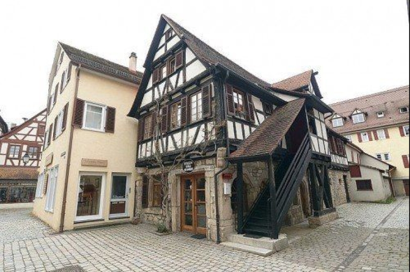 What did medieval cities really look like?