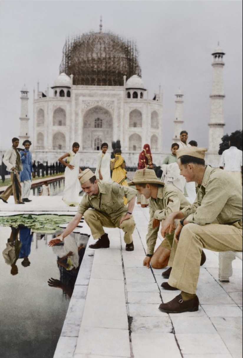 What did the world's most famous landmarks look like at the very beginning What did the world's most famous landmarks look like at the very beginning