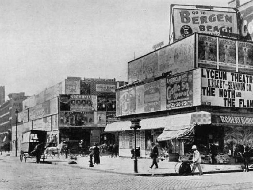 What did tourists ' favorite places look like a century ago