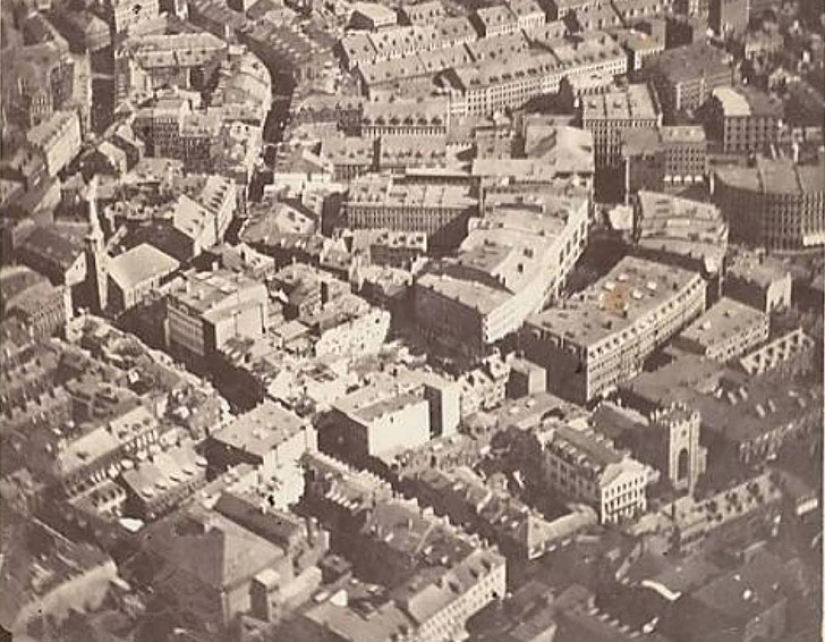 What did tourists ' favorite places look like a century ago