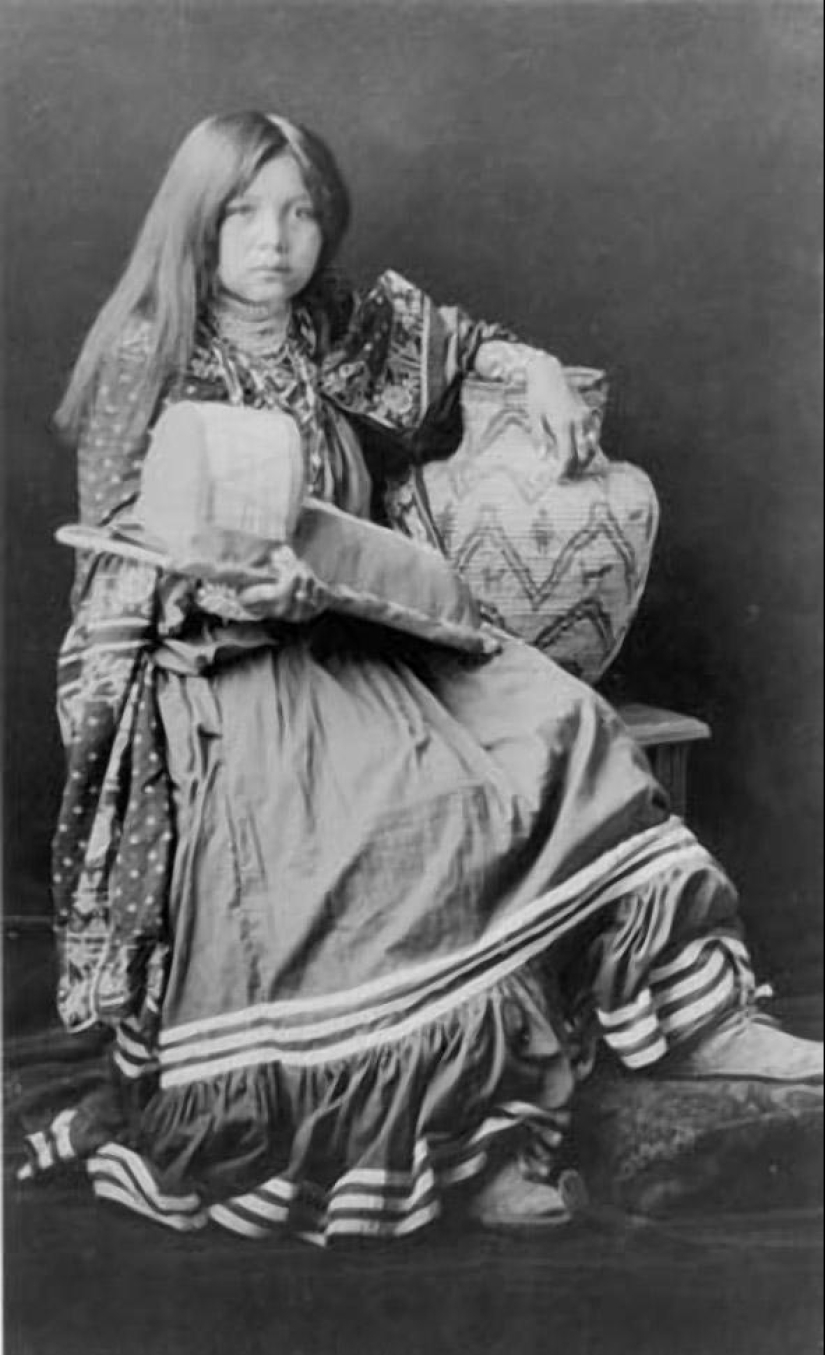 What do North American Indian women look like What do North American Indian women look like