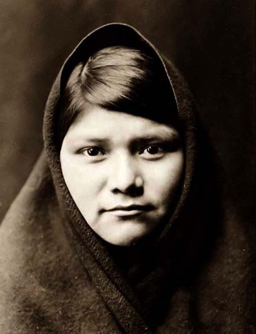 What do North American Indian women look like What do North American Indian women look like