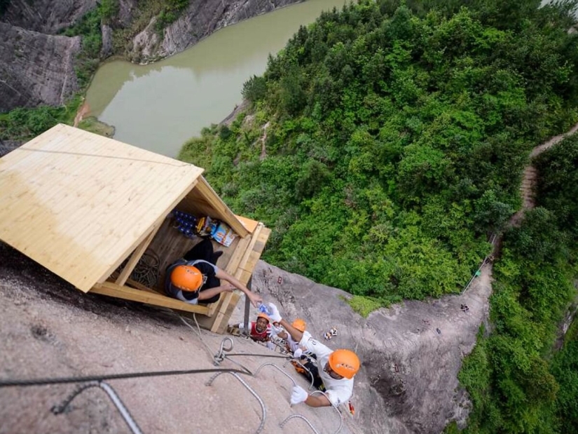 What does the most inconvenient store in the world look like? What does the most inconvenient store in the world look like?