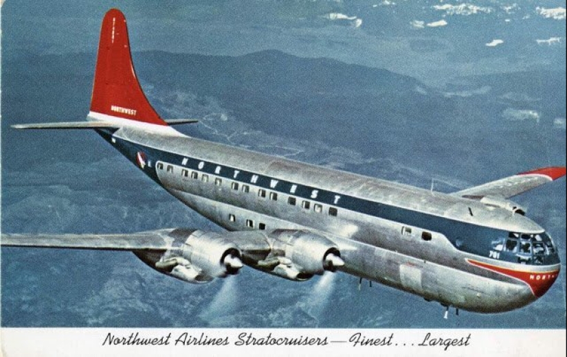 What the Boeing 377 Stratocruiser, the largest passenger plane in the world, looked like What the Boeing 377 Stratocruiser, the largest passenger plane in the world, looked like