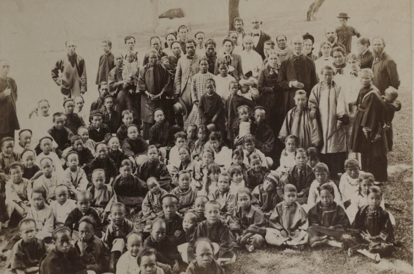 What the people of Hawaii looked like in the 19th century What the people of Hawaii looked like in the 19th century