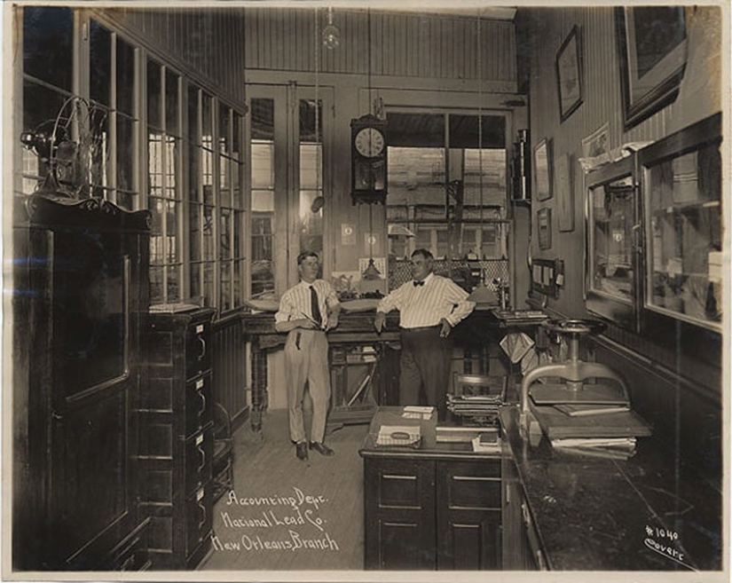 What were the offices like a hundred years ago What were the offices like a hundred years ago