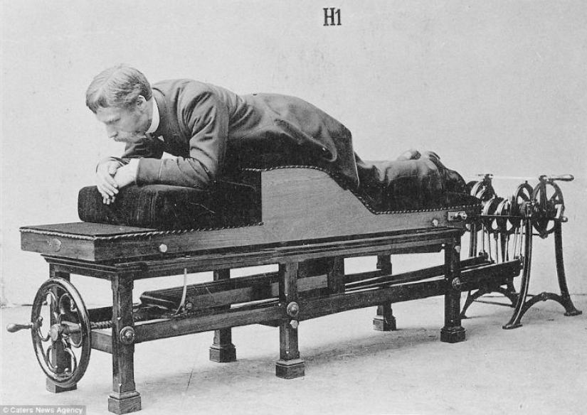 What were the progenitors of modern sports simulators? What were the progenitors of modern sports simulators?