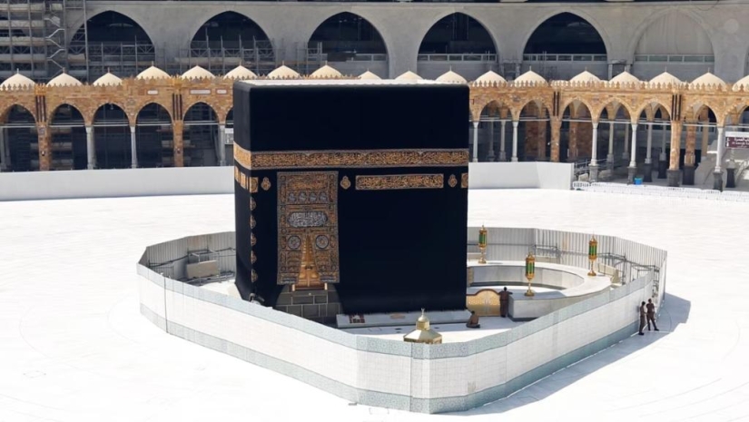 What's inside the Kaaba, the Muslim holy site What's inside the Kaaba, the Muslim holy site