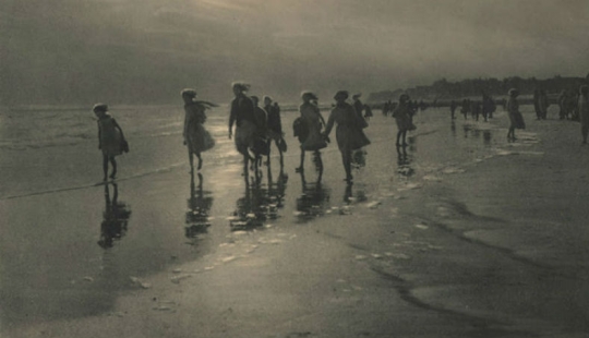 When photos looked like paintings: 27 frames from Leonard Misonne When photos looked like paintings: 27 frames from Leonard Misonne