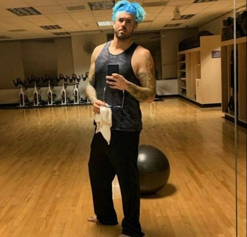 When the barber was drunk, or 22 hairstyles from the world of nightmares When the barber was drunk, or 22 hairstyles from the world of nightmares