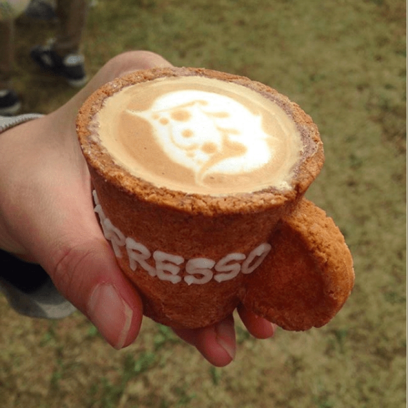 When the plate is too simple: 20 examples well, very strange flow of food and drinks