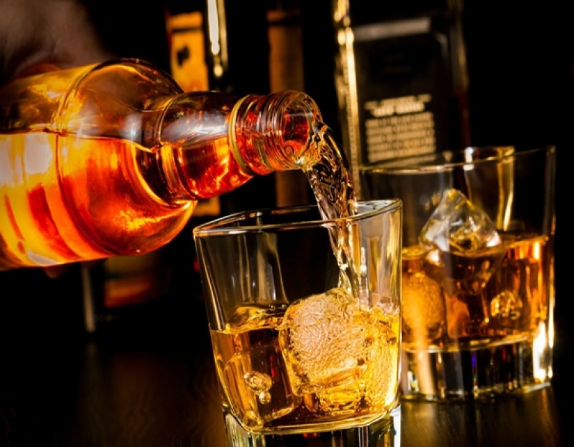 Whisky, Whisky y Bourbon: lo que debe ser conocido acerca de ellos, para no parecer ignorante