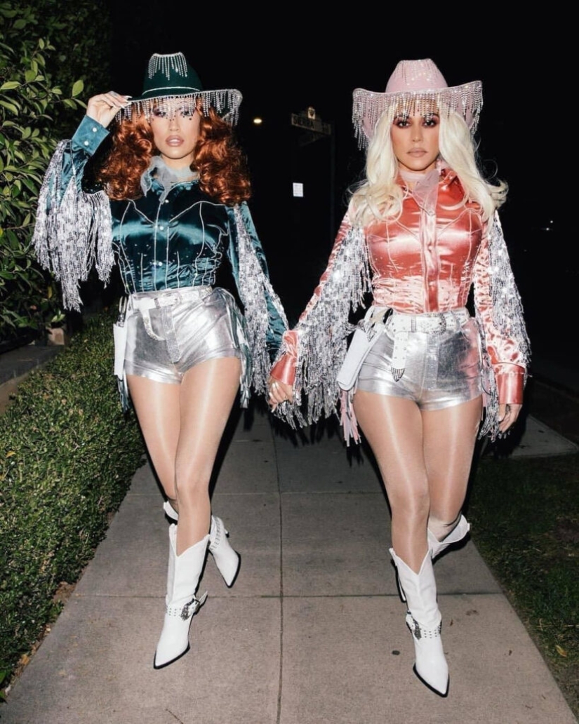 Who are space cowgirls and how did this fashionable aesthetic come about Who are space cowgirls and how did this fashionable aesthetic come about