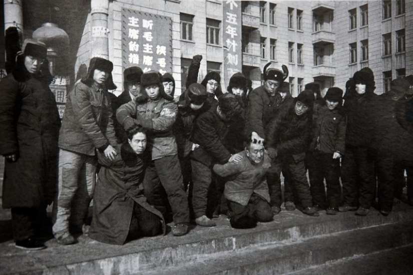 Who were the Red Guards of the Cultural Revolution Who were the Red Guards of the Cultural Revolution
