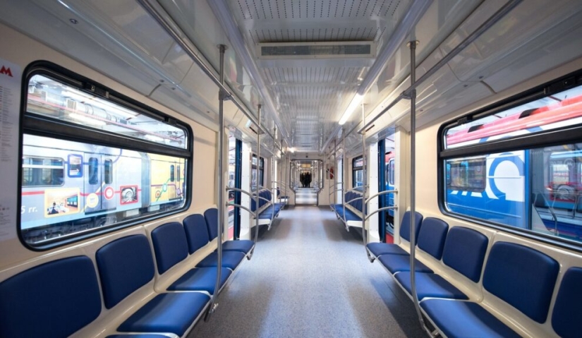 Why are train windows and airplane portholes made with rounded corners Why are train windows and airplane portholes made with rounded corners