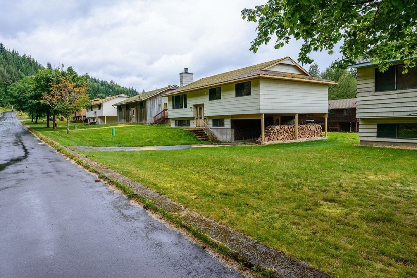 Why did all the residents leave a town on the Alaska border without even turning off the lights?