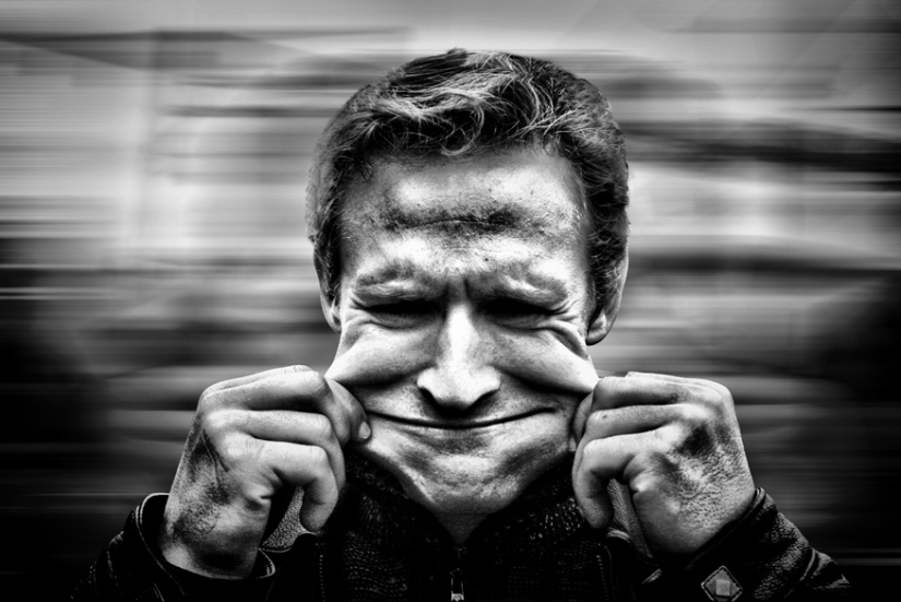 Why don't the Russians smile? Why don't the Russians smile?