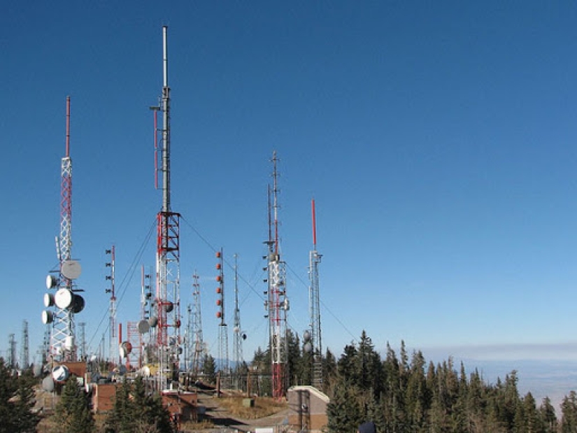 Why modern receivers the AM band, where there is some interference Why modern receivers the AM band, where there is some interference