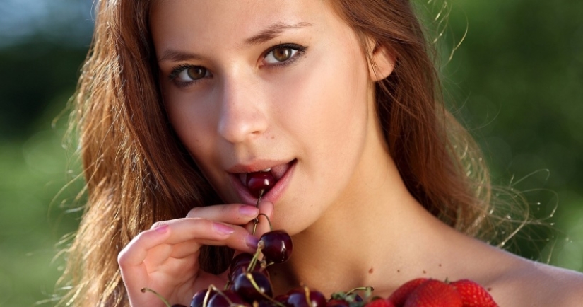 Why some women in Russia were forbidden to eat cherries Why some women in Russia were forbidden to eat cherries