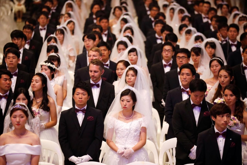 Without a couple in South Korea: how Koreans treat singles and what the Sampo generation is