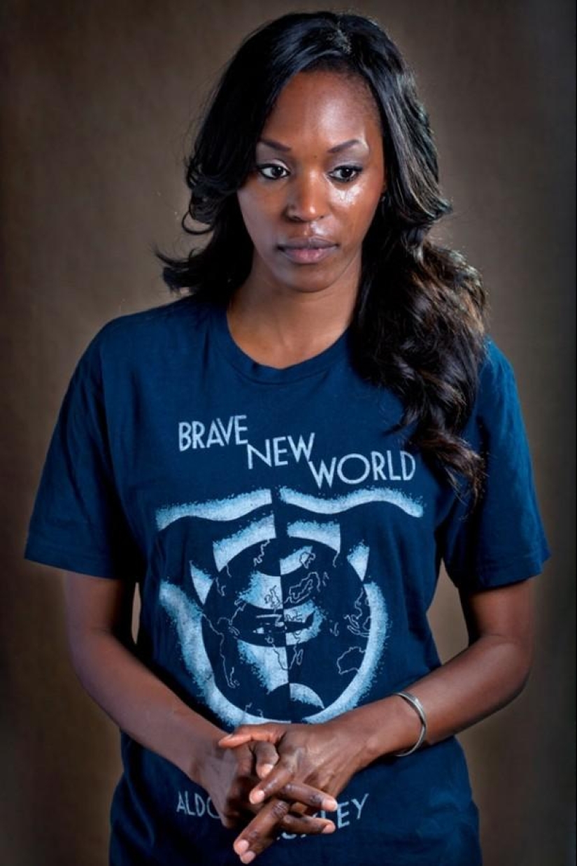 Women in the clothes of their exes — an unusual photo project by Carla Richmond