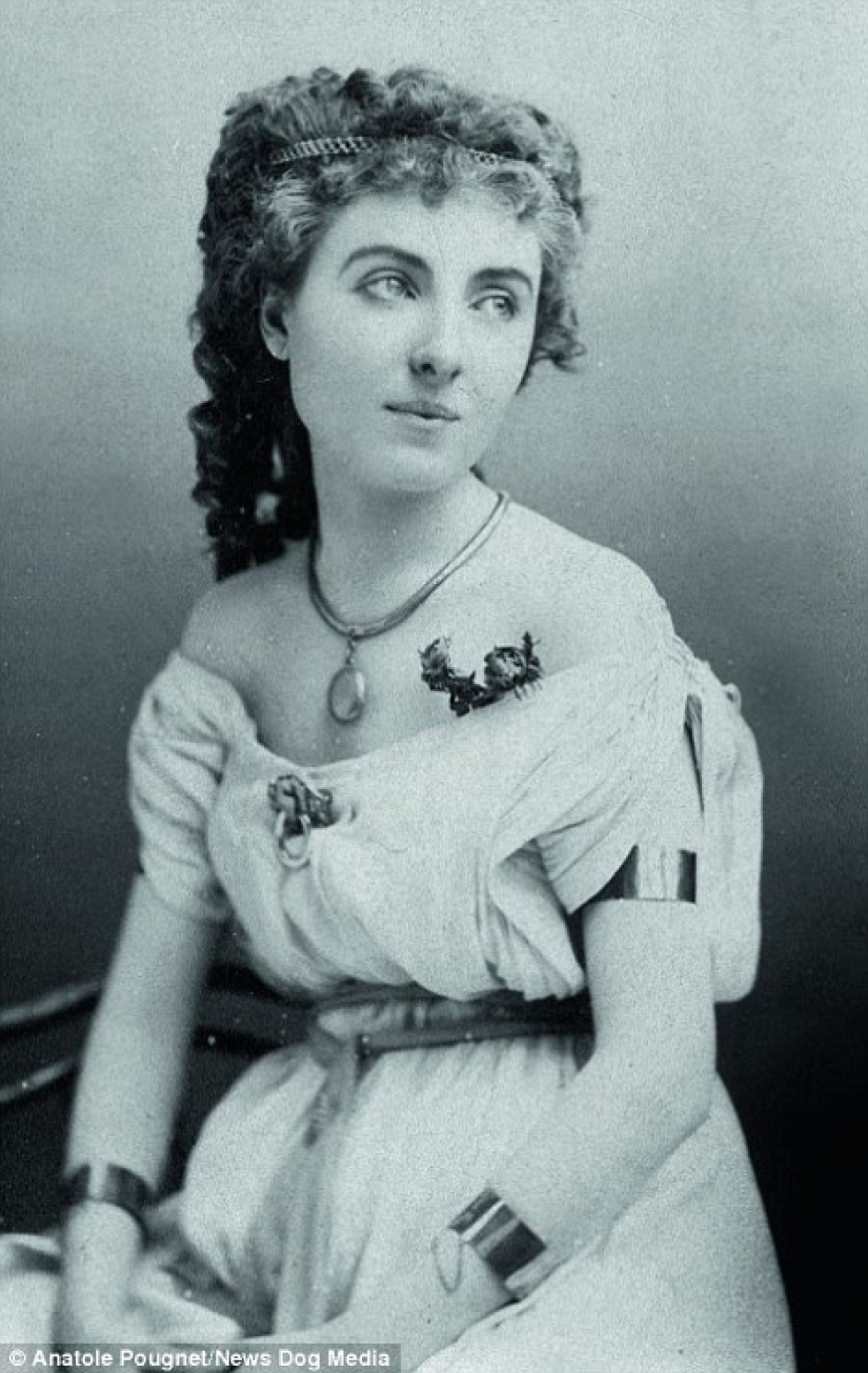 Women Who Ruled Paris from Bed: a scandalous catalog of 19th-century Parisian courtesans