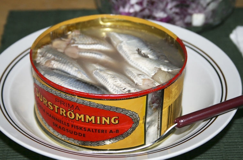 Wood bread, frog legs, and other dishes that were not invented from the good life