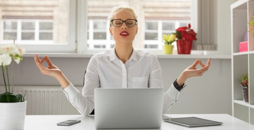 Work and lose weight: 5 tips for fighting excess weight in the office