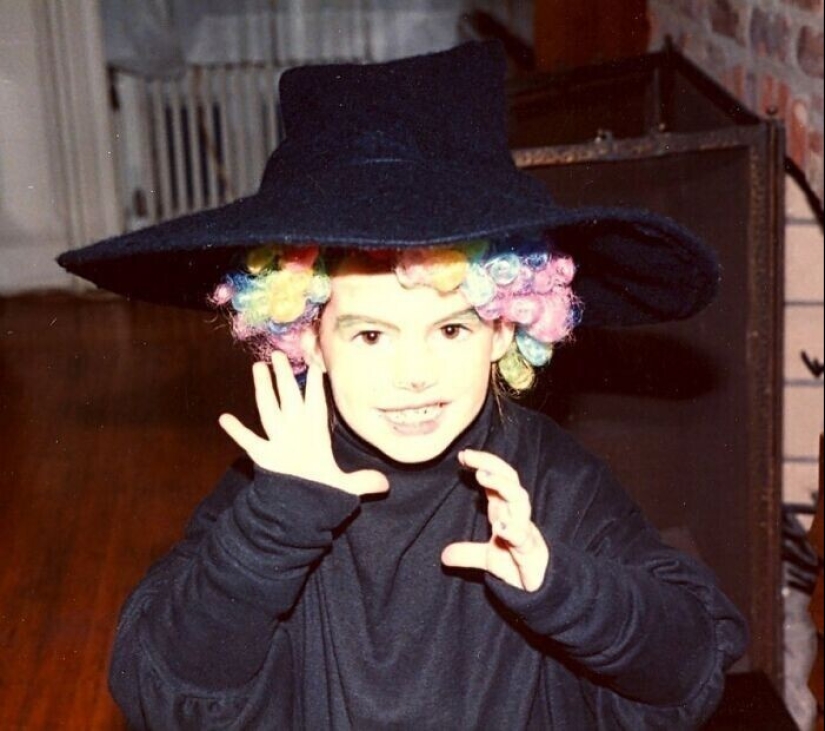 Would you recognize the stars in these children's photos?