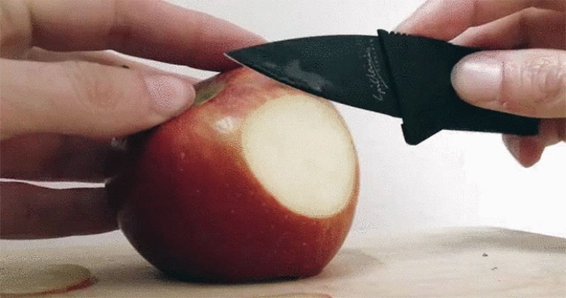 You can watch forever: 15 gifs is now repetitive and boring, which just cut things