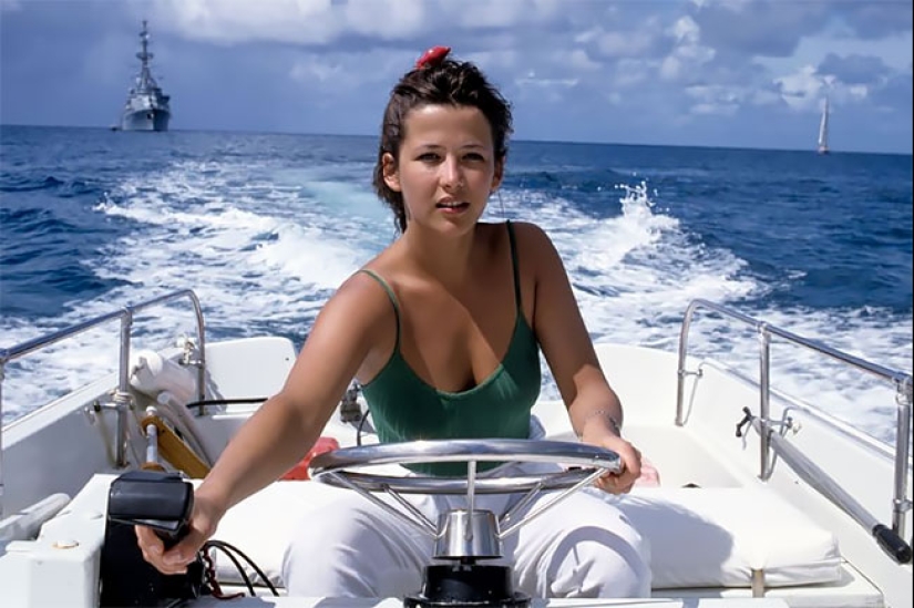 Young and Beautiful: 25 rare photos of Sophie Marceau from the 1980s