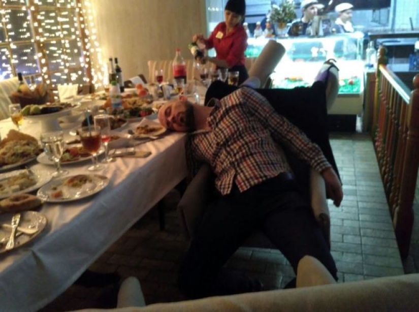 40 asesino fotos de año nuevo, fiestas corporativas, que no es una broma, risa y sorpresa