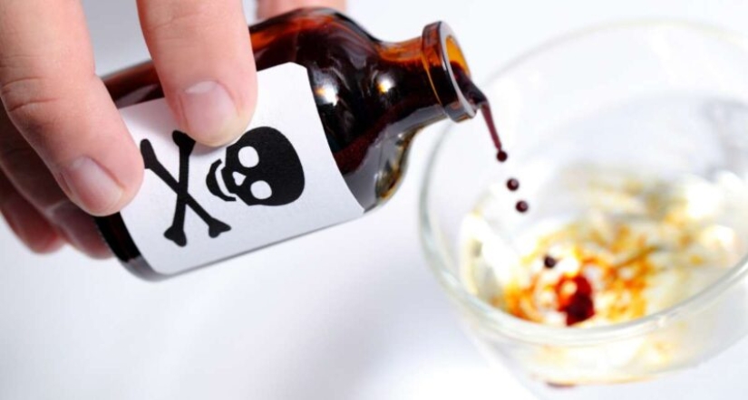 Es posible construir mi inmunidad a los venenos, teniendo en pequeñas dosis?