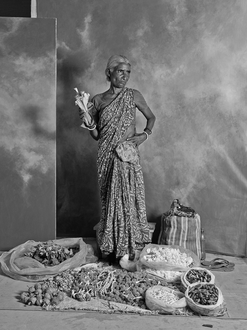 How to earn cleaner ears, a street astrologer and other representatives of vanishing professions in India