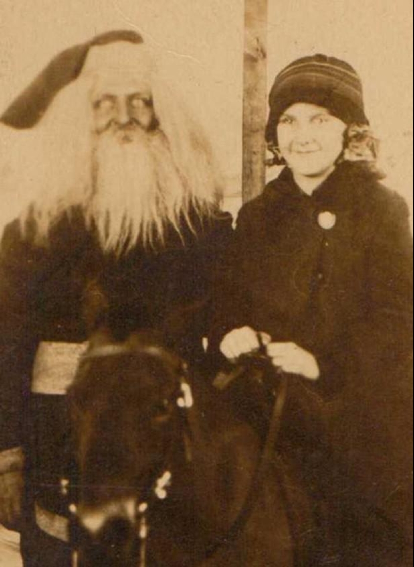 Papá Noel enojado y aterrador