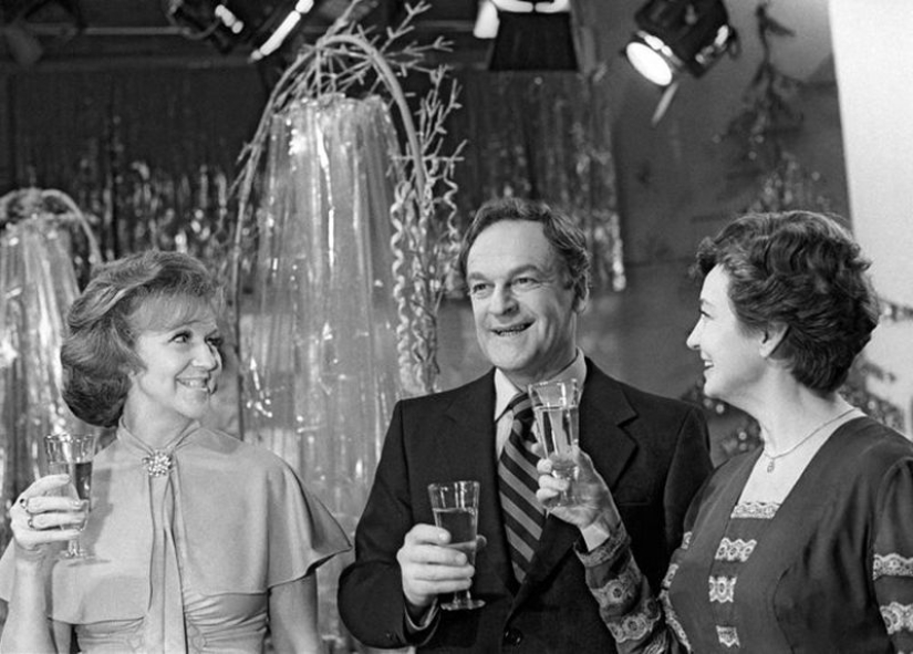 Soviet icon Christmas style: trendsetter TV